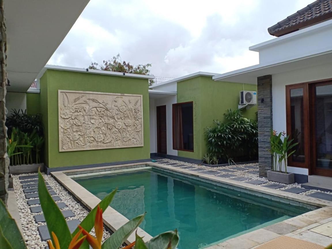 Villa Penyu Legian Buitenkant foto