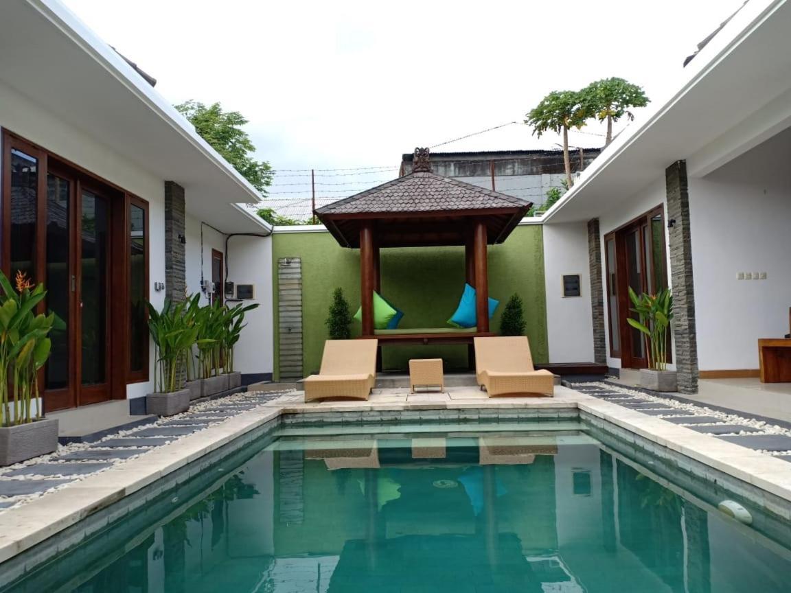 Villa Penyu Legian Buitenkant foto